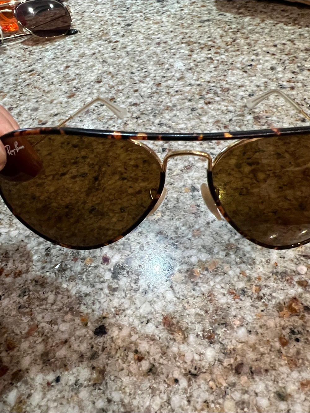 Ray-Ban Aviator Tortoiseshell Frame with Brown Lenses unisex Sunglasses. - Picture 4 of 6